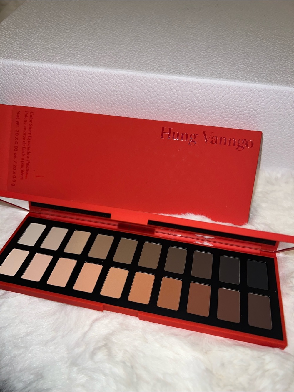 Hung Vanngo- The Timeless Taupes - Limited Edition!